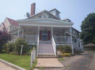 23 Robin Hood St, Boston, MA 02125