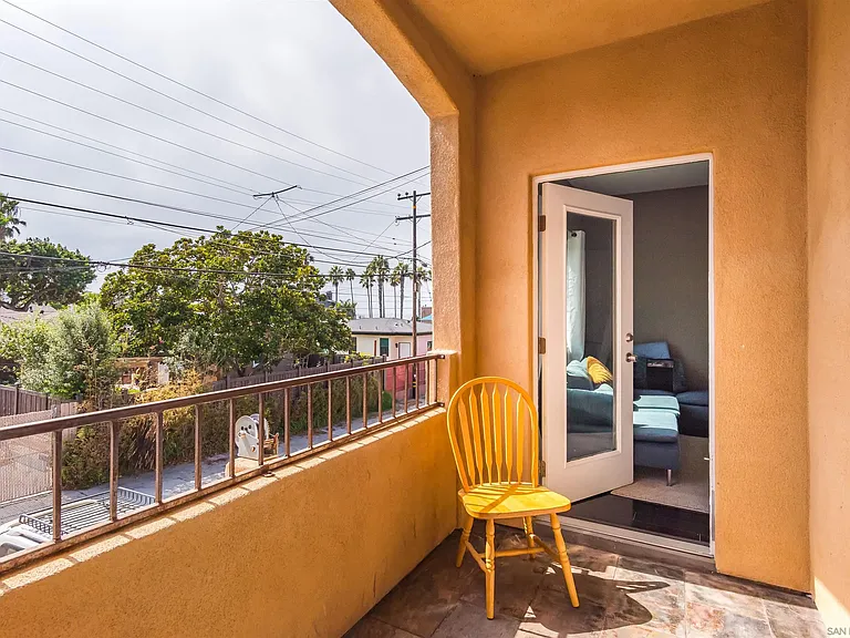 4741 Point Loma Ave #201 — Photo 26
