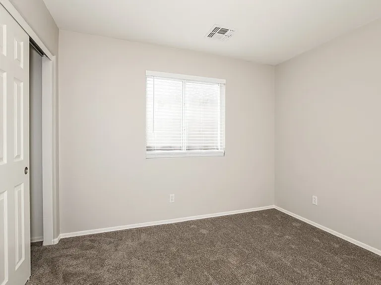 15434 W Gelding Dr — Photo 12