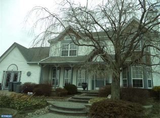 225 Tina Dr, Langhorne, PA 19047