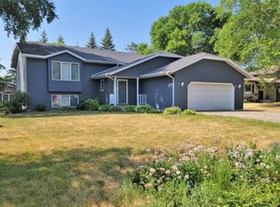 306 8th St N, Sartell, MN 56377