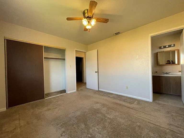 9262 Terra Linda Dr — Photo 6