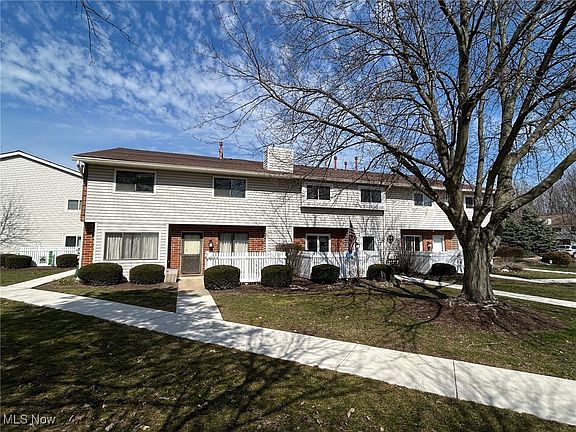 3rd image of 4312-5 Austin Ct