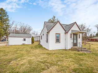 6926 Seminole Dr, Wonder Lake, IL