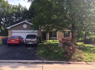 412 Eagle Ridge Dr, Saint Peters, MO 63376