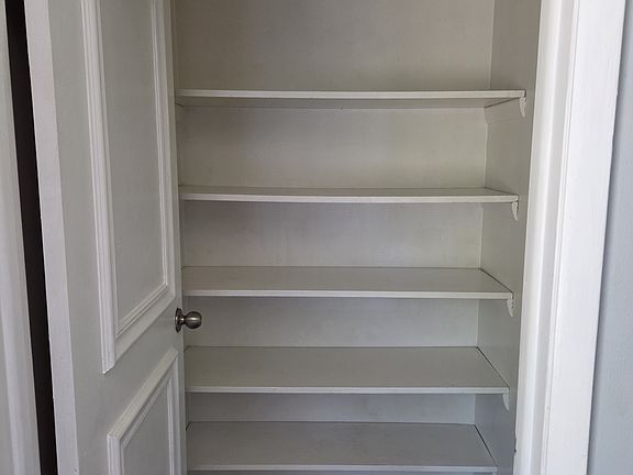 5th image of 86 Marco Ln