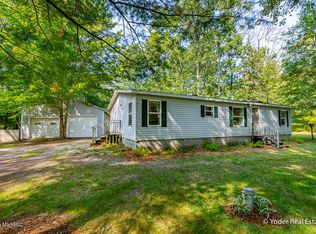 2677 Strand Rd, Muskegon, MI 49445