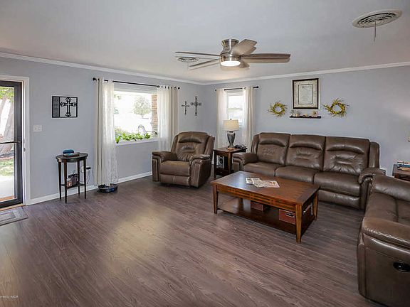 3rd image of 3120 Tyndale Ln