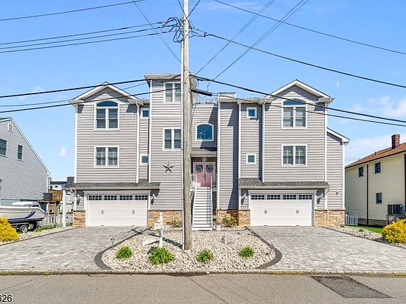2nd image of 6 Capstan Rd