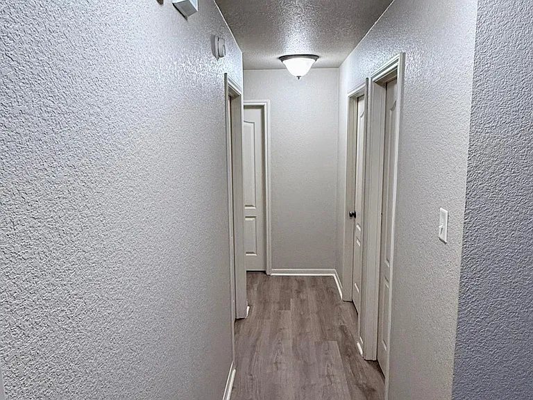 2708 Hydrangea Ave — Photo 15