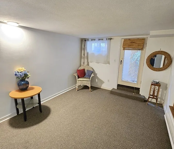 2337 Mouldstade Rd #BASEMENT — Photo 3