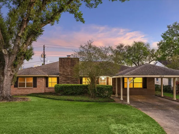 9813 Pine Lake Dr, Houston, TX 77055