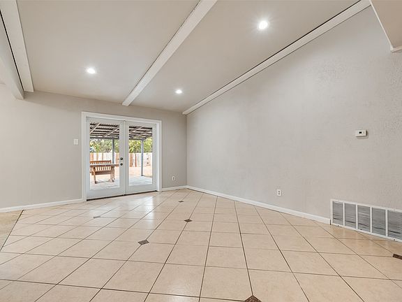 2nd image of 9829 Grove Oaks Blvd