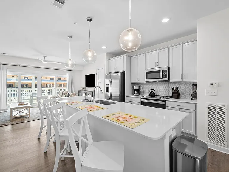 1113 Cambridge Rd #B — Photo 6