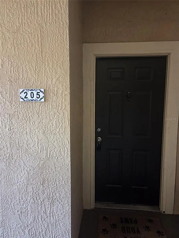2 bed, 2.0 bath, 1073 sqft, $1,550 — Photo 2