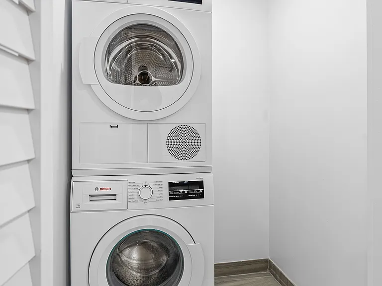 132 Carroll St #1 — Photo 31