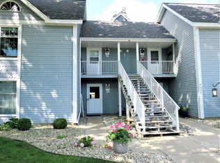 300 Foxwood Dr UNIT 172, Waterford, WI 53185