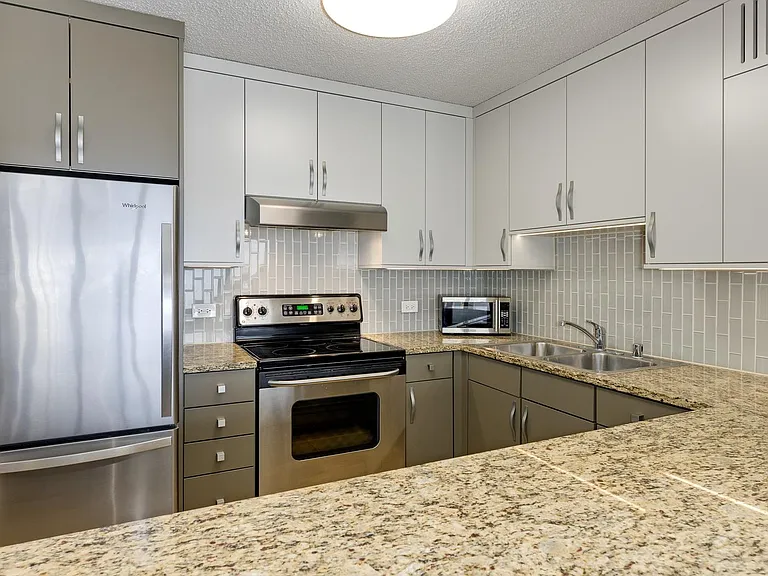 30 E Huron St #3105 — Photo 5