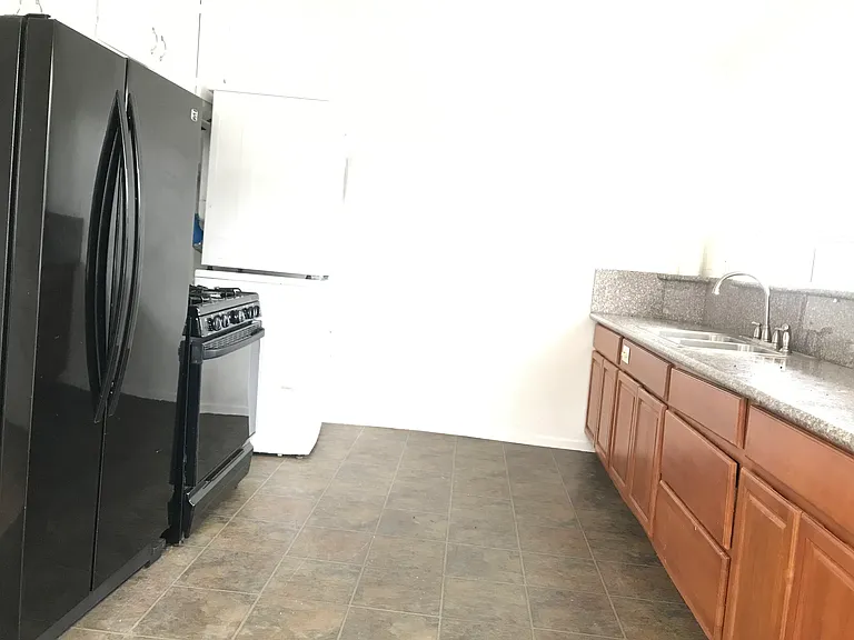 1110 Buena Vista Ave — Photo 10