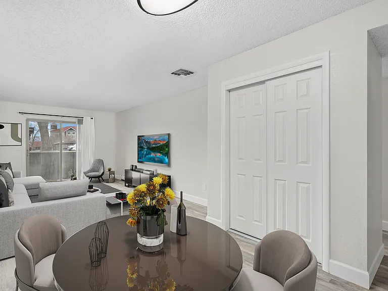 North Star Apartments - Beautiful Remodeled Apartments — Photo 8