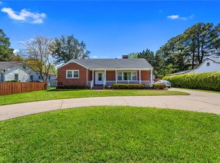 1805 N Armistead Ave, Hampton, VA 23666