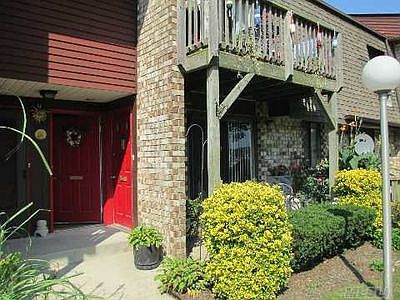 2nd image of 263 River Ave #2AU