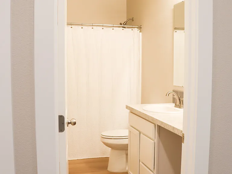3605 S Rosa Parks Way — Photo 5