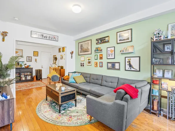 1390 Madison Street image 4 of 21