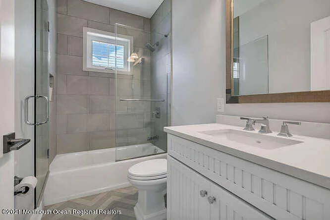 916 Ocean Ave #WEEKLY PRICE — Photo 22