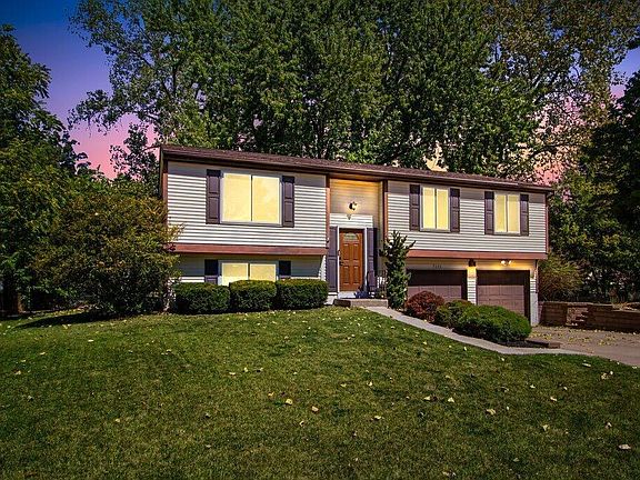 2nd image of 7330 Foxfield Dr