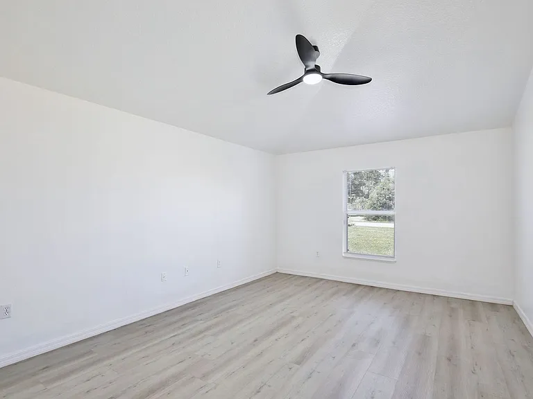 1687 Brewton Cir — Photo 11