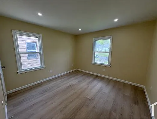3 bed, 1147 sqft, $2,100 — Photo 4