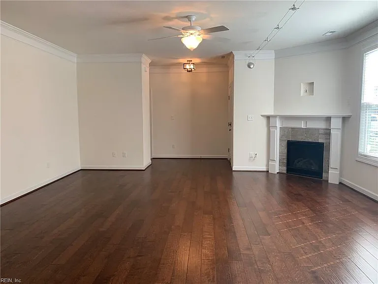 1180 Gunn Hall Dr #A — Photo 3