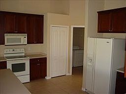 3rd image of 215 SE 11th Ter