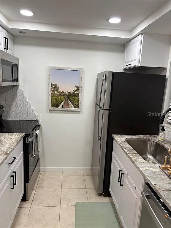 1 bed, 1.5 bath, 745 sqft, $2,900 — Photo 3