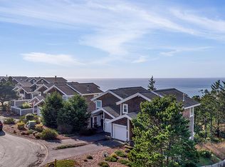 205 Promontory Ln, Tillamook, OR 97141