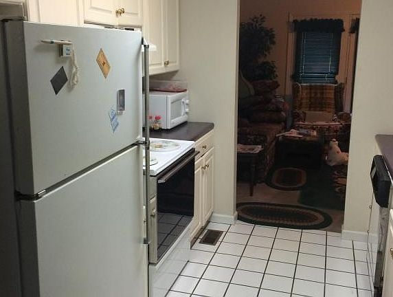 3rd image of 300 Green Drive #109