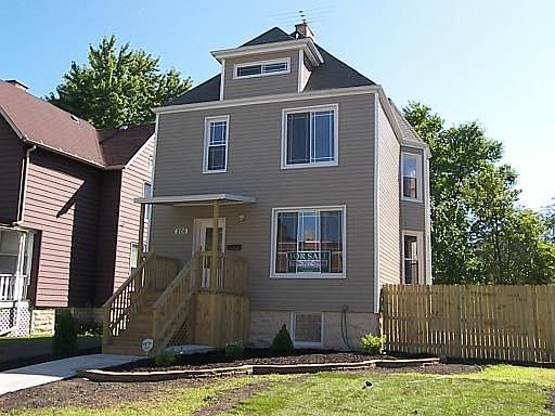 1st image of 205 S 4th Ave