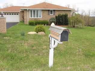 49 Sunrise Crest Ln, Hillsville, VA 24343