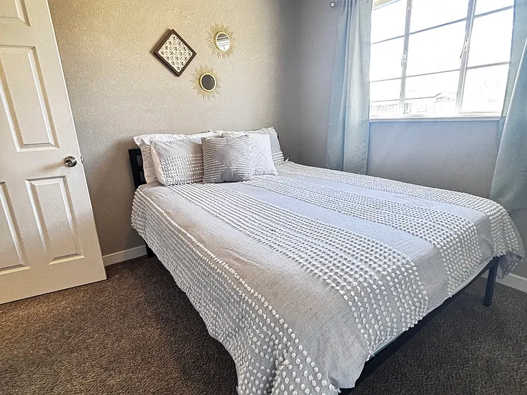 1818 Seminole Ln — Photo 8