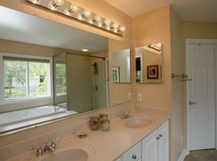 5107 Stonhope Rd, New Albany, OH 43054