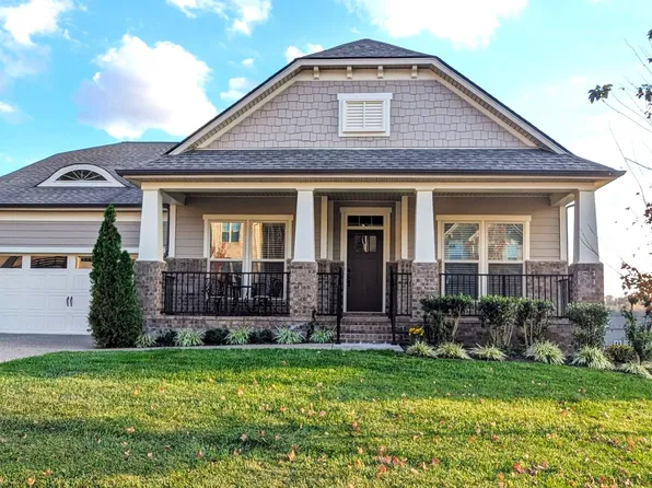 6768 Pleasant Gate Ln, College Grove, TN 37046