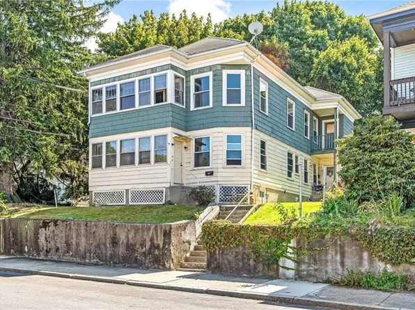 152-154 Pidge Ave, Pawtucket, RI 02860