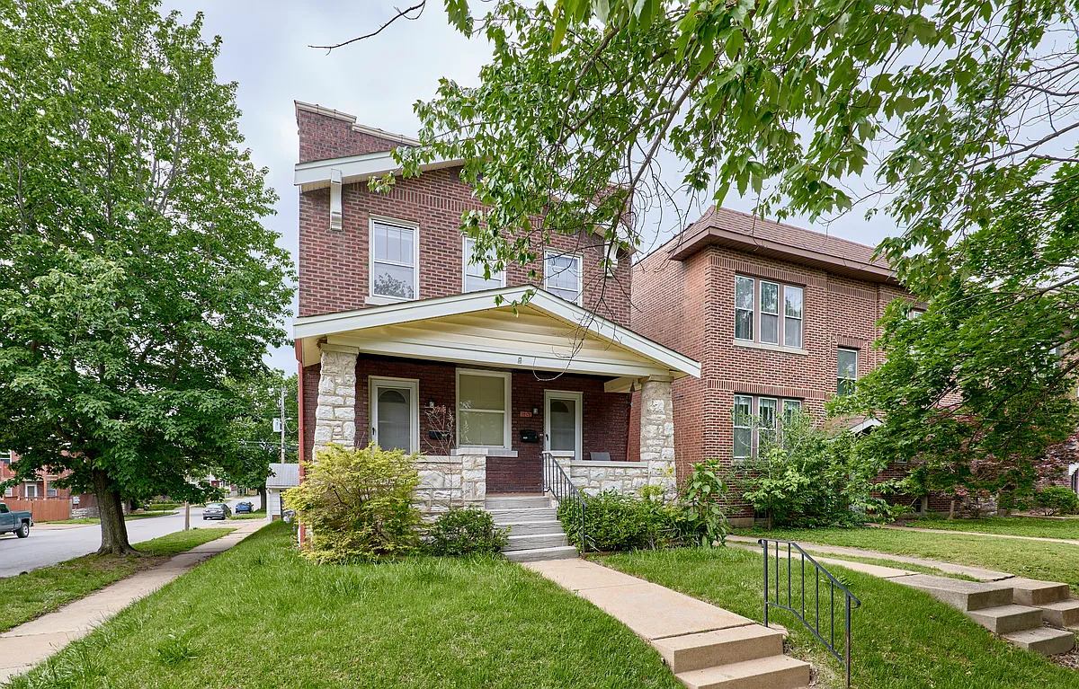 Building Photo - 5202 Bancroft Ave #A