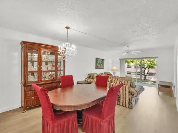 301 Cambridge Road #202, Hollywood, FL 33024