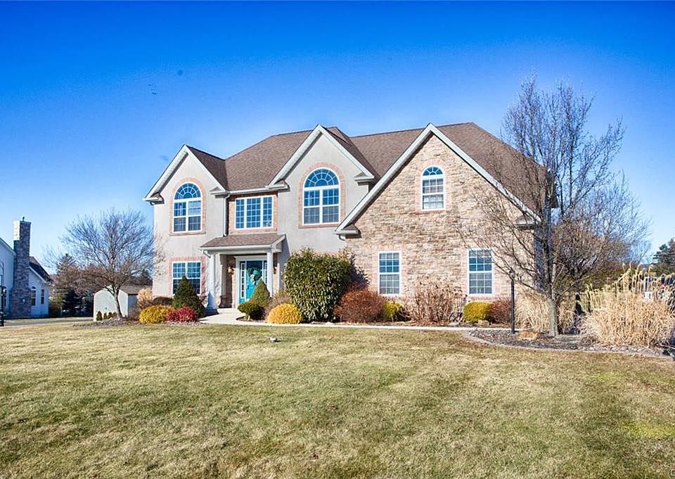 1st image of 118 Jack Russell Ct