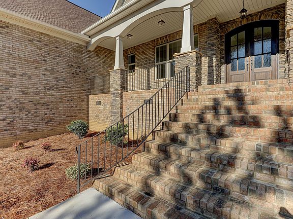 5th image of 1828 Wedowee Ct