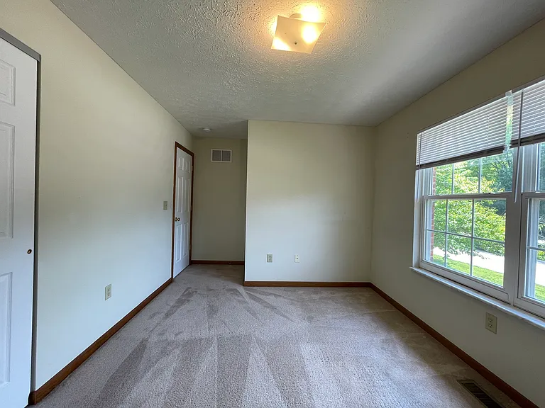 816 Woodsedge Dr #816 — Photo 13