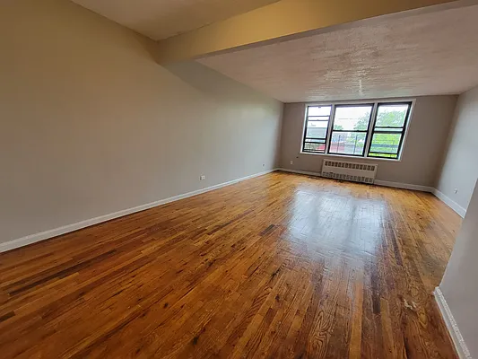 Rented by HFF Realty LLC | media 1