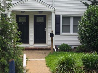 3 Elm Ct, Metuchen, NJ 08840